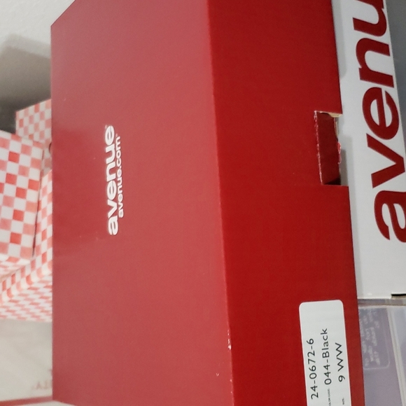 Womens plus size boots - Picture 5 of 5